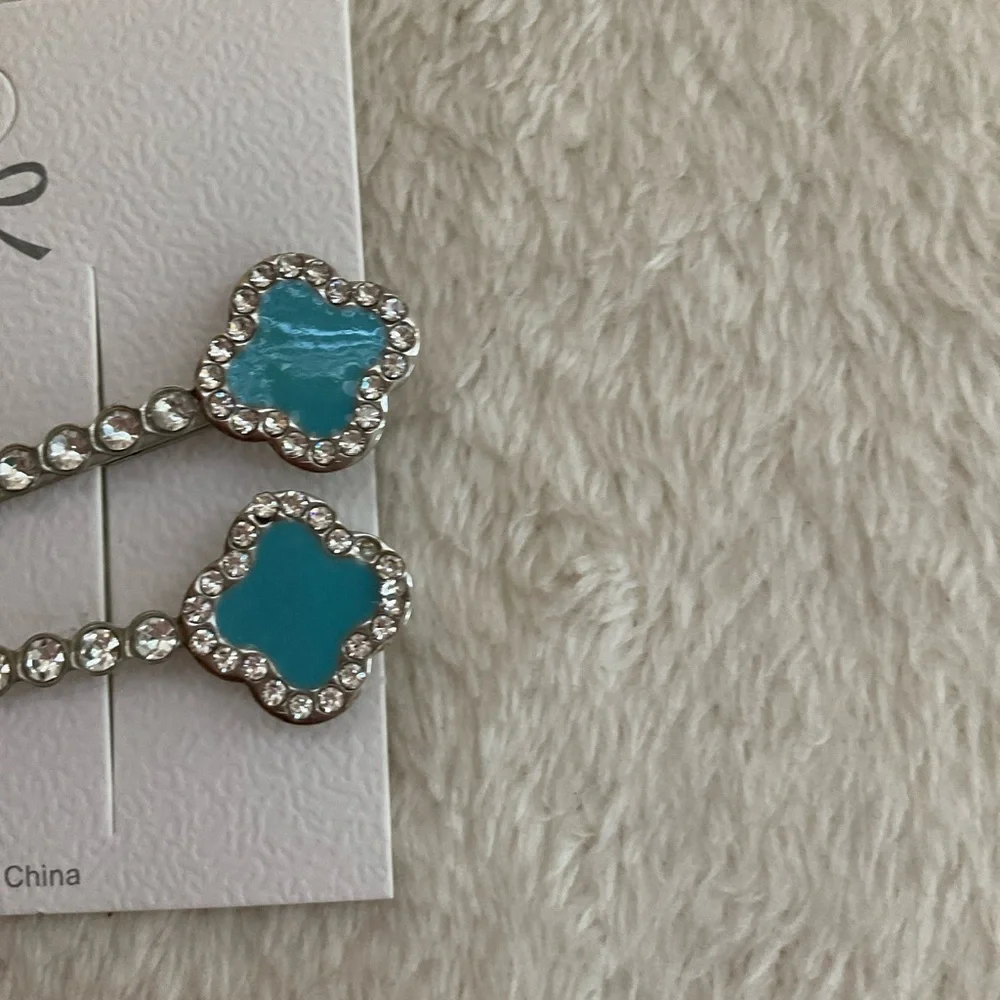 Turquoise Crystal Flower Bobby Pin Set - Elegant Kids Hair Clips